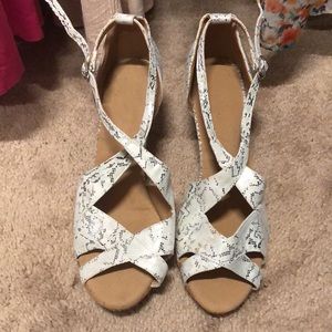 💋4 for $20💄 NWT Salsa dancing shoes (dancing shoes)